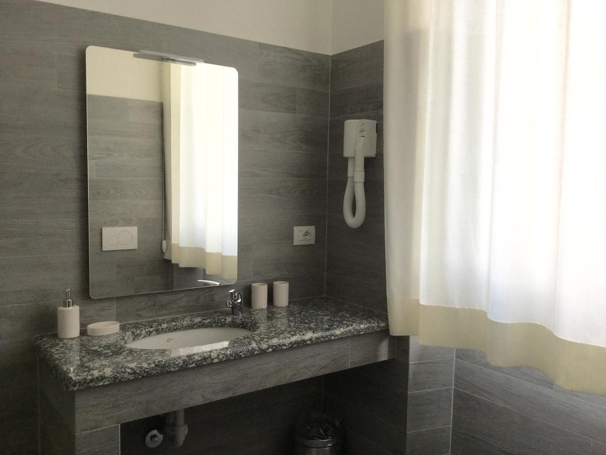 B&B Pescarenico Lecco Ngoại thất bức ảnh